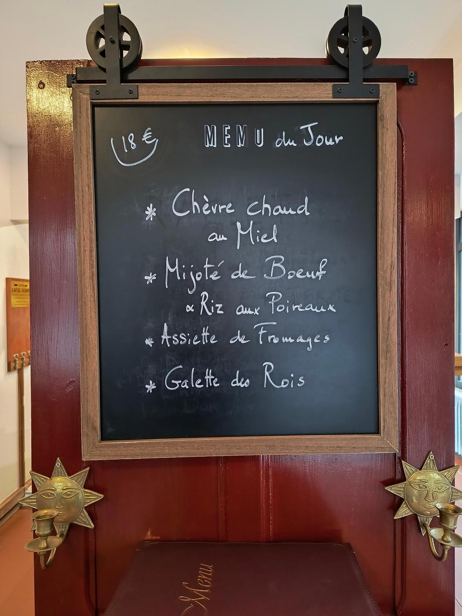 Les Arvernes Rochefort-Montagne Ngoại thất bức ảnh